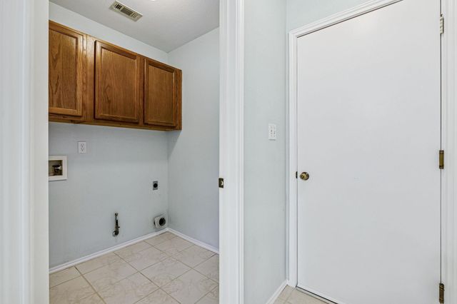 1712 Southwestern TRL, Round Rock, TX 78664