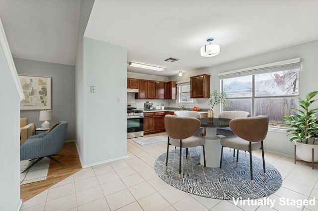 1712 Southwestern TRL, Round Rock, TX 78664