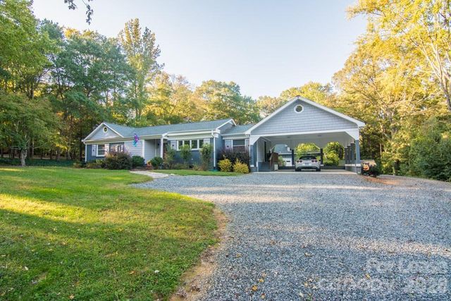 1000 Jefferson Drive, Charlotte, NC 28270