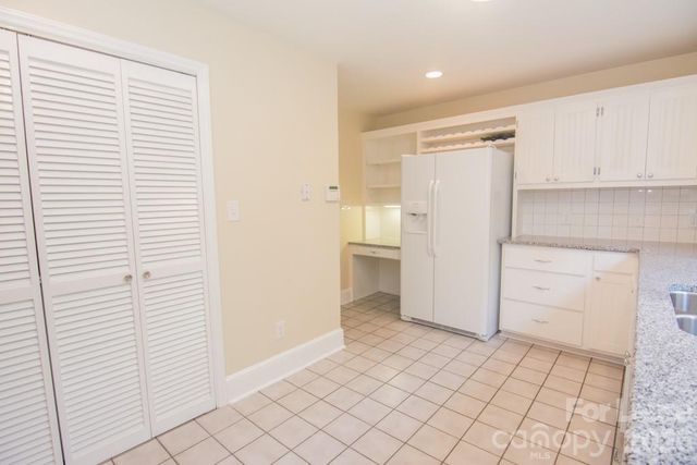 1000 Jefferson Drive, Charlotte, NC 28270
