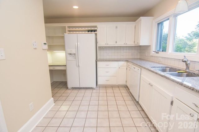 1000 Jefferson Drive, Charlotte, NC 28270