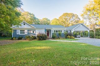 1000 Jefferson Drive, Charlotte, NC 28270