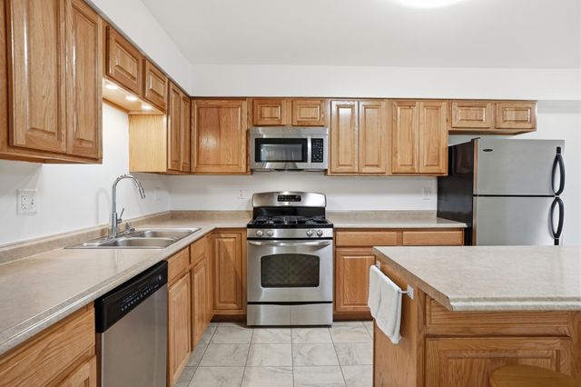 1819 Burgundy Street, Schererville, IN 46375