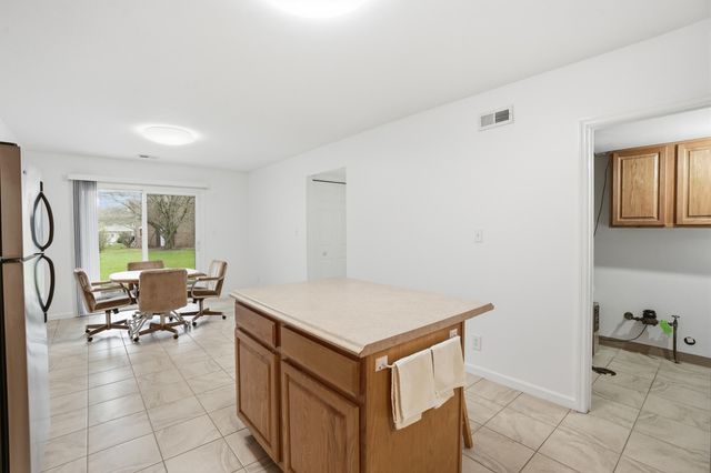 1819 Burgundy Street, Schererville, IN 46375