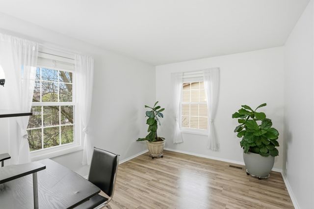 1819 Burgundy Street, Schererville, IN 46375