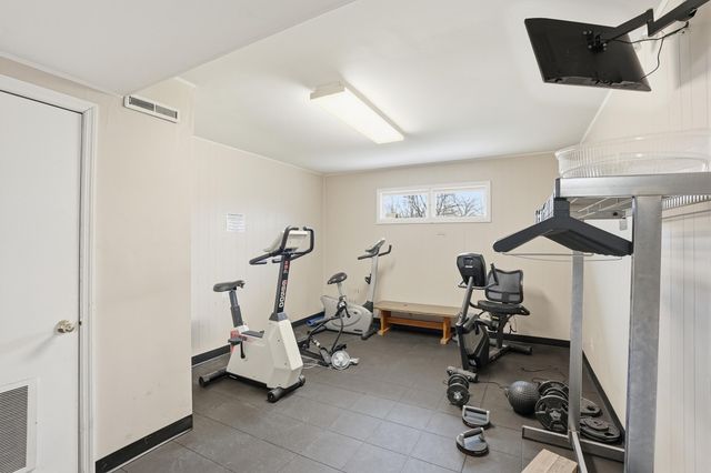 1819 Burgundy Street, Schererville, IN 46375