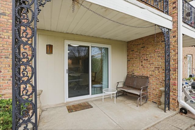 1819 Burgundy Street, Schererville, IN 46375