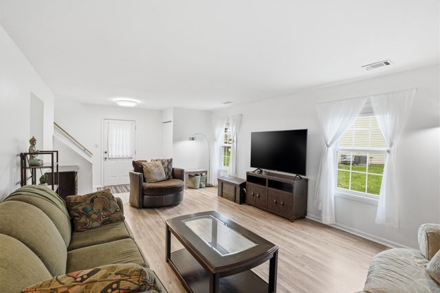 1819 Burgundy Street, Schererville, IN 46375