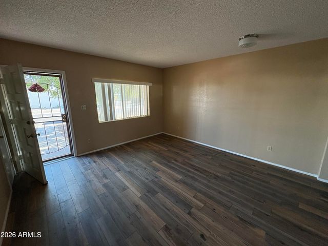 11214 W NEVADA Avenue, Youngtown, AZ 85363