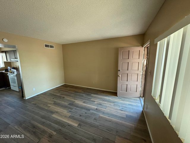 11214 W NEVADA Avenue, Youngtown, AZ 85363