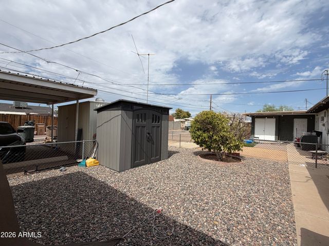 11214 W NEVADA Avenue, Youngtown, AZ 85363