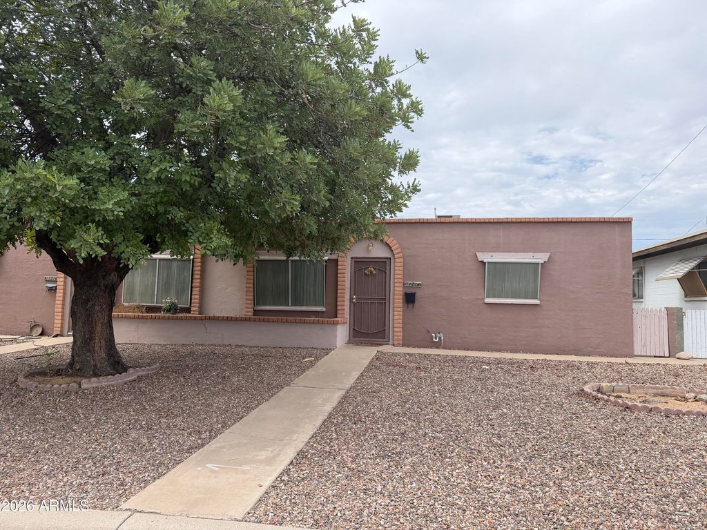 11214 W NEVADA Avenue, Youngtown, AZ 85363