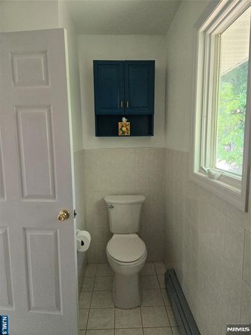 27 Glendale, Hillsdale, NJ 07642