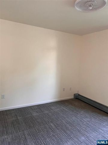 27 Glendale, Hillsdale, NJ 07642