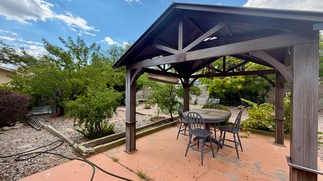 12205 Brentwood Hills Boulevard NE, Albuquerque, NM 87112