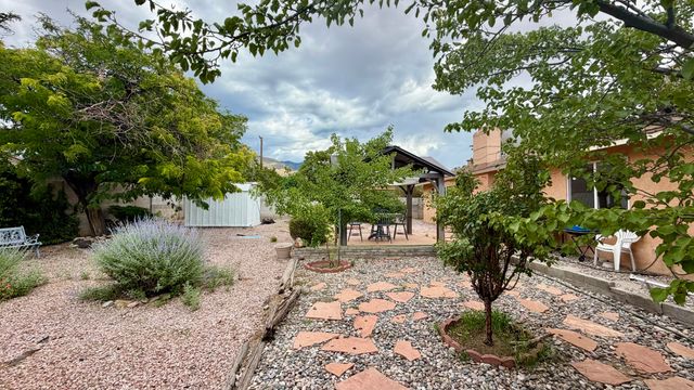 12205 Brentwood Hills Boulevard NE, Albuquerque, NM 87112