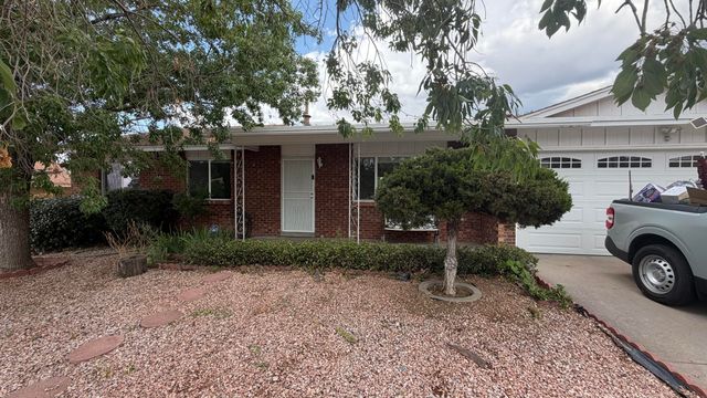 12205 Brentwood Hills Boulevard NE, Albuquerque, NM 87112