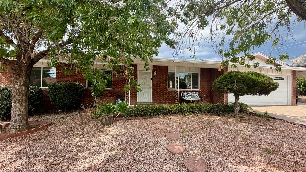 12205 Brentwood Hills Boulevard NE, Albuquerque, NM 87112