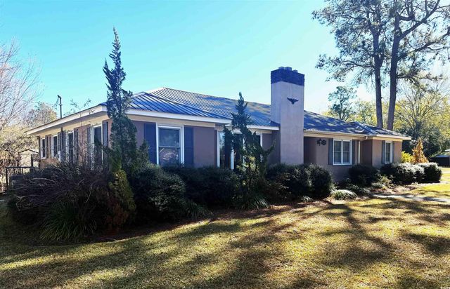 217 Smith St., Lake City, SC 29560