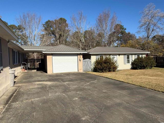 217 Smith St., Lake City, SC 29560