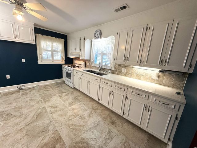 217 Smith St., Lake City, SC 29560