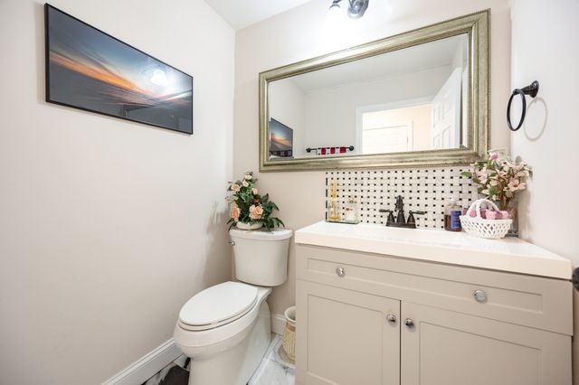 207 White Pond Road, Lancaster, MA 01523