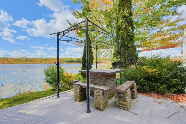 207 White Pond Road, Lancaster, MA 01523