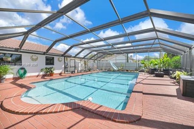 13216 SW 45th Lane, Miami, FL 33175