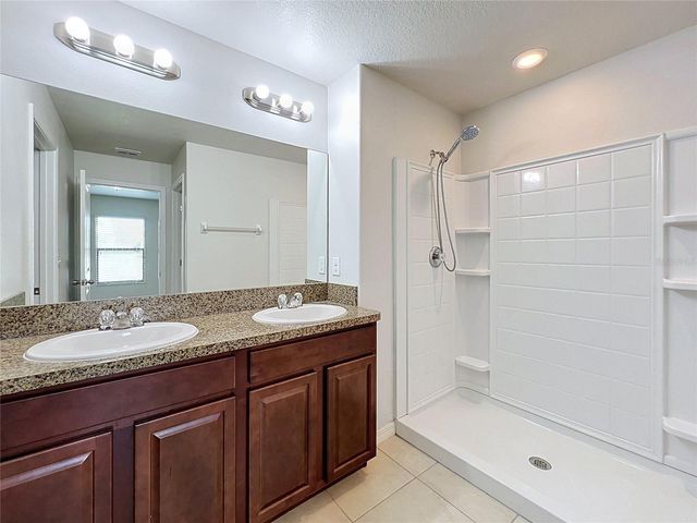 36095 CARRIAGE PINE COURT, Zephyrhills, FL 33541