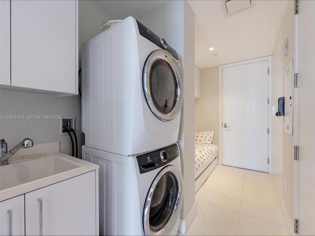15701 Collins Avenue 3001, Sunny Isles Beach, FL 33160