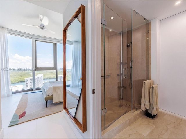 15701 Collins Avenue 3001, Sunny Isles Beach, FL 33160