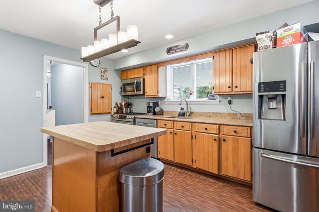304 W HIGHLAND AVE, Langhorne, PA 19047
