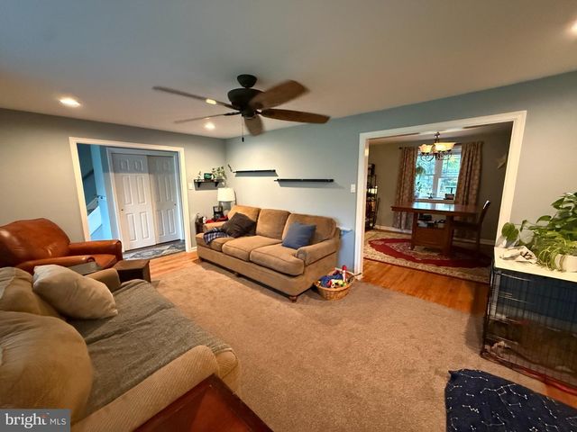 304 W HIGHLAND AVE, Langhorne, PA 19047