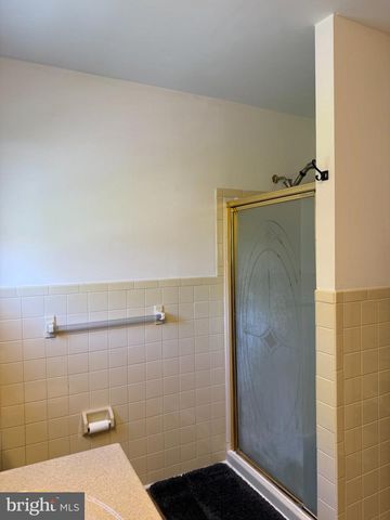 304 W HIGHLAND AVE, Langhorne, PA 19047