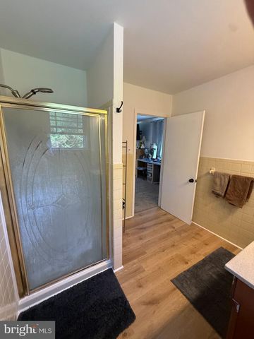 304 W HIGHLAND AVE, Langhorne, PA 19047