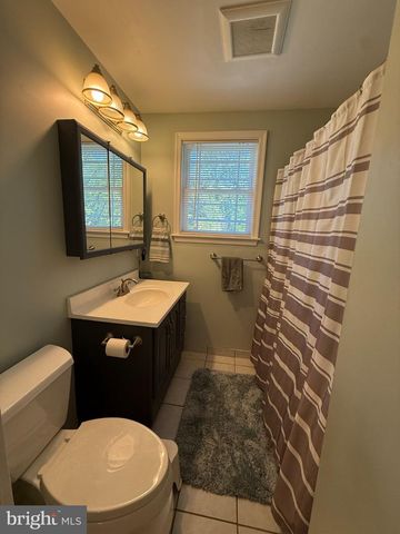 304 W HIGHLAND AVE, Langhorne, PA 19047