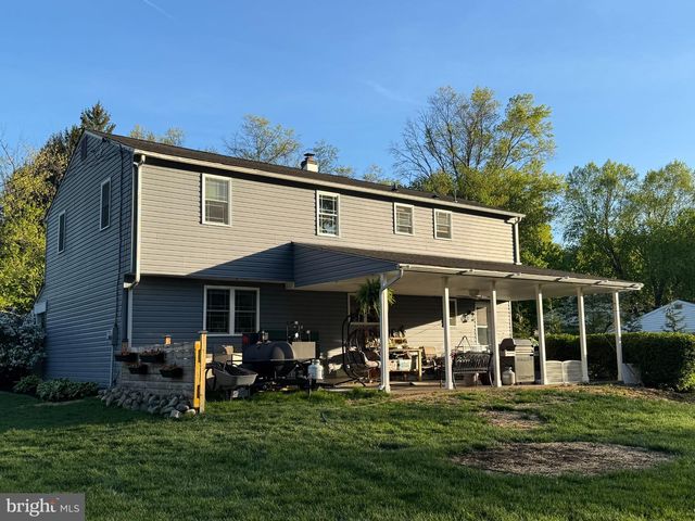 304 W HIGHLAND AVE, Langhorne, PA 19047