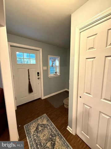 304 W HIGHLAND AVE, Langhorne, PA 19047