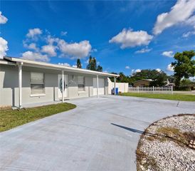 5928 YORKSHIRE ROAD, Tampa, FL 33634