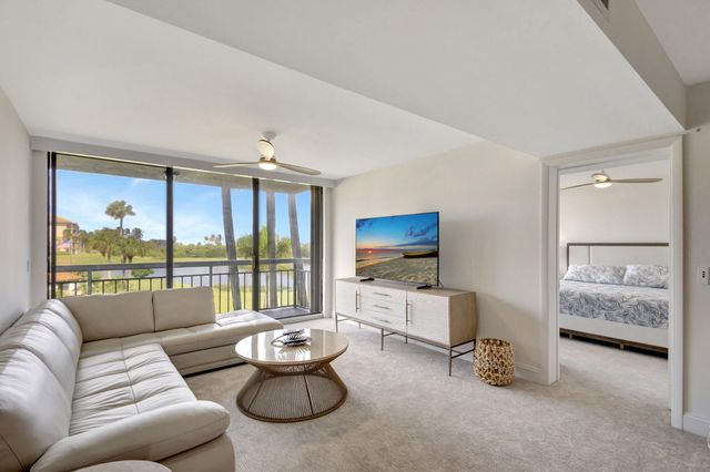 501 S Seas 202 Drive 202, Jupiter, FL 33477
