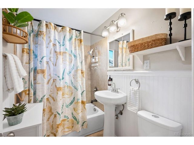 3653 Forest St, Denver, CO 80207