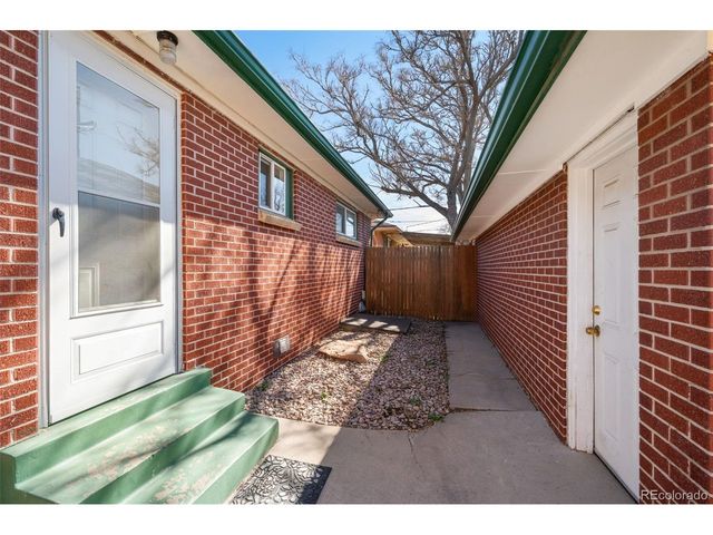 3653 Forest St, Denver, CO 80207