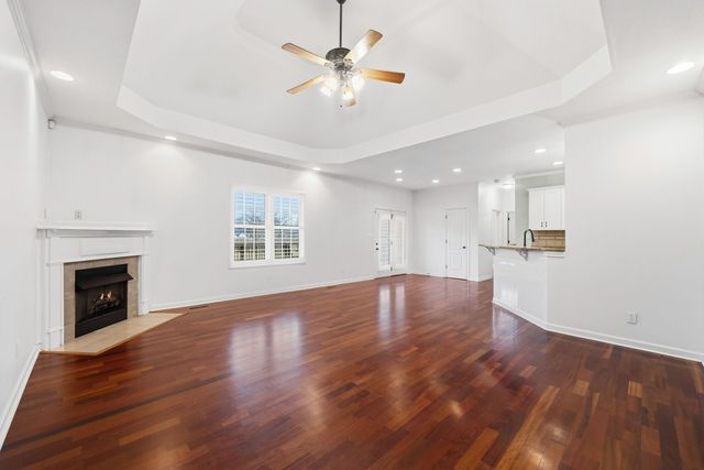 330 Juliet Dr, Hopkinsville, KY 42240