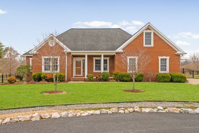 330 Juliet Dr, Hopkinsville, KY 42240