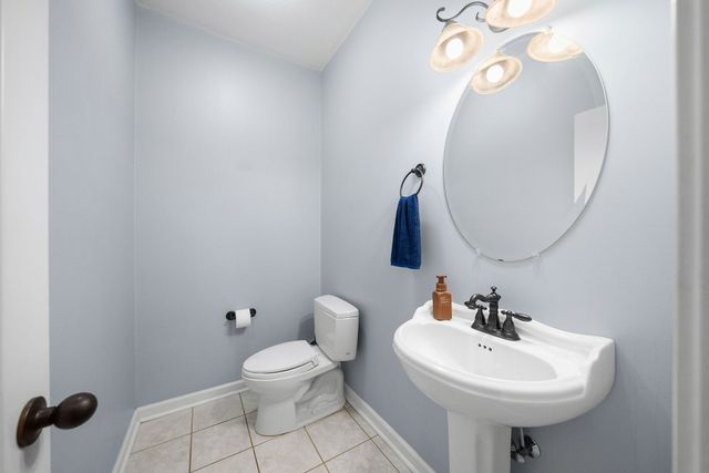 330 Juliet Dr, Hopkinsville, KY 42240