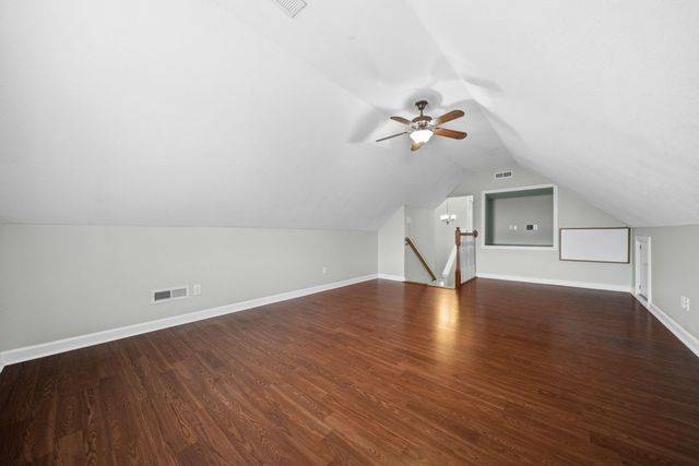 330 Juliet Dr, Hopkinsville, KY 42240