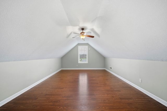 330 Juliet Dr, Hopkinsville, KY 42240