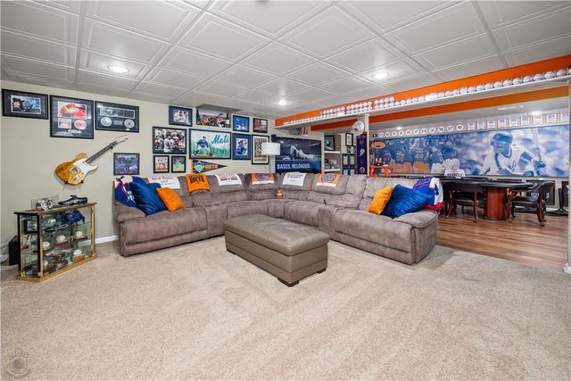 16 Creek Court, Easton, PA 18040