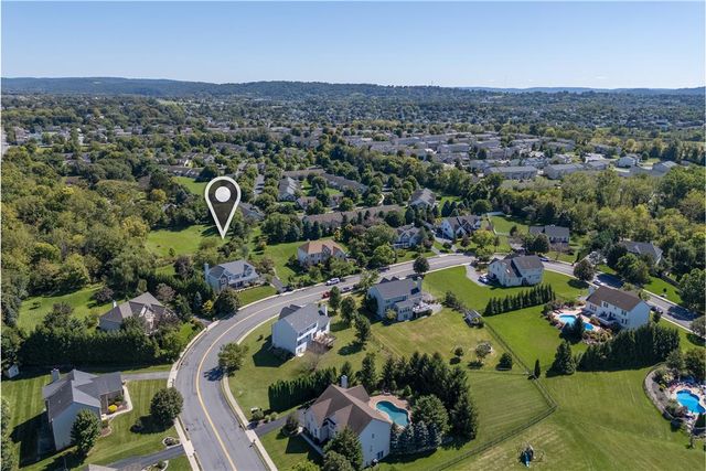 16 Creek Court, Easton, PA 18040