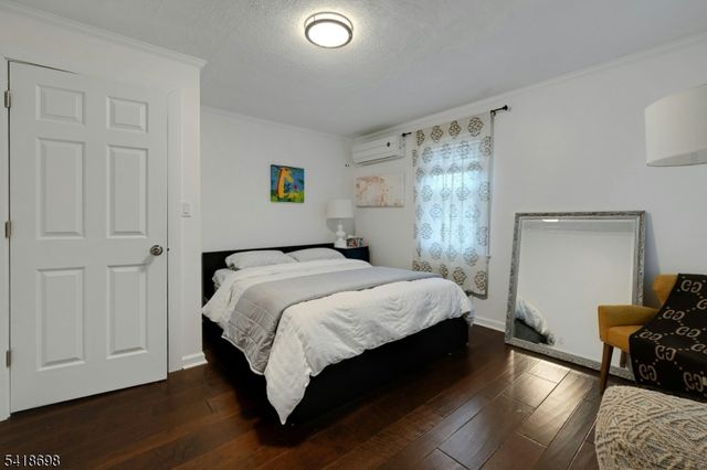23 Filmore Ave, Livingston Twp., NJ 07039
